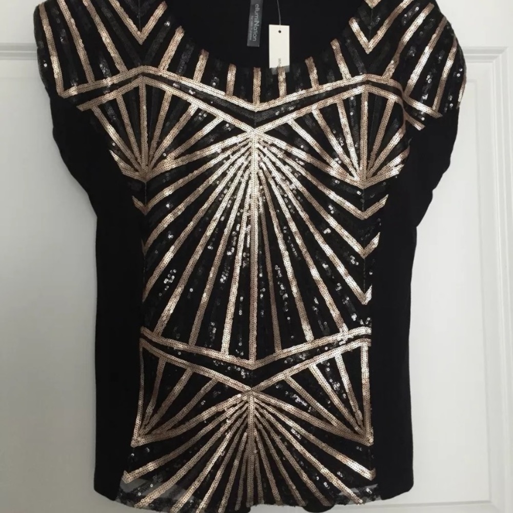 NWT Ellumination Sequined Black Gold Top M